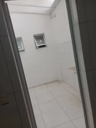 Imagem Lindo Apto com suíte, 1 vaga para locação na Vila Lucinda - Santo André