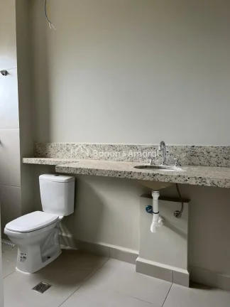 Imagem Sobrado recém-construído, próximo à Lagoa do Taquaral, pronto para morar, com um projeto moderno...