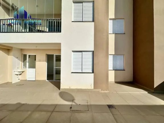 Imagem APARTAMENTO TÉRREO COM QUINTAL. 2 DORMS, 1 VAGA.LAZER NO CONDOMÍNIO