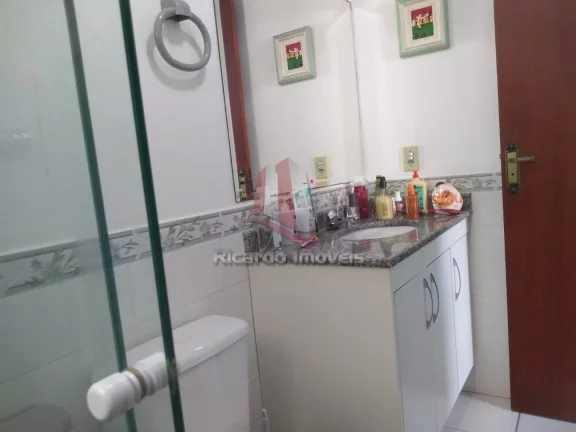Imagem Apartamento Duplex Decorado c/ 3 Quartos Peró