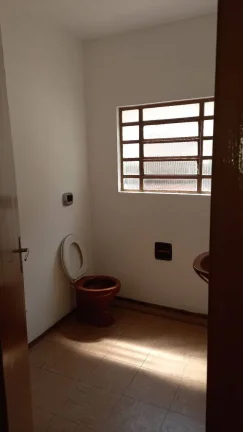 Imagem Casa para Salão e Apartamento no piso Superior comercial Centro S.A
