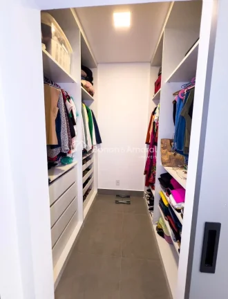 Imagem Casa de condominio a venda no Swiis Park em Campinas!!

Com 3 suítes, sendo uma delas c closet. 
Á...