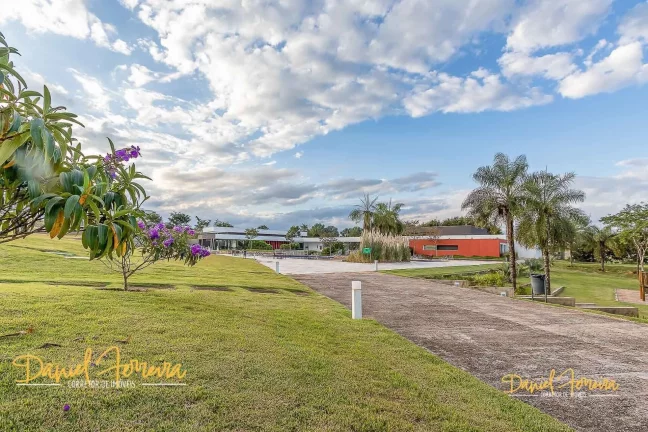 Imagem Daniel Ferreira vende: Lote no Condomínio Alphaville Residencial II