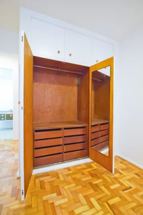 Imagem Apartamento Reformado 82M², 3Q, 1 Banheiro, 1 Vaga, Varanda, Academia, Playground, Salão de Festas e Jogos.