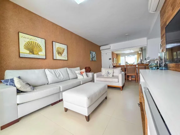 Imagem Apartamento Pé na Areia à Venda com 3 dormitórios 1 suíte 133m² Riviera de São Lourenço Bertioga SP