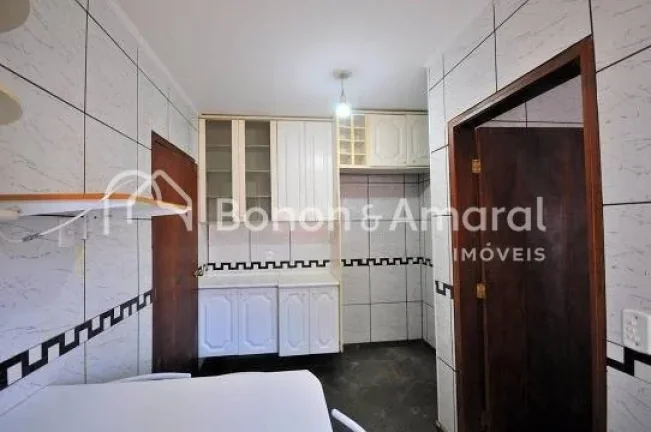 Imagem Casa em condomínio 440m² à venda por R$ 1.700.000
