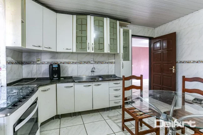 Imagem Excelente casa térrea com uma generosa metragem de R$ 160,00m2 aproximadamente - em alvenaria, localizada a próxima também a panificadoras, mercados,