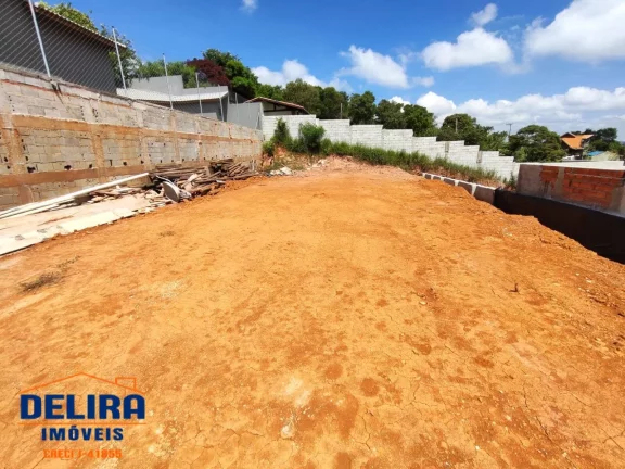 Imagem Oportunidade de Investimento em Terreno, Apto para Financiamento Bancário