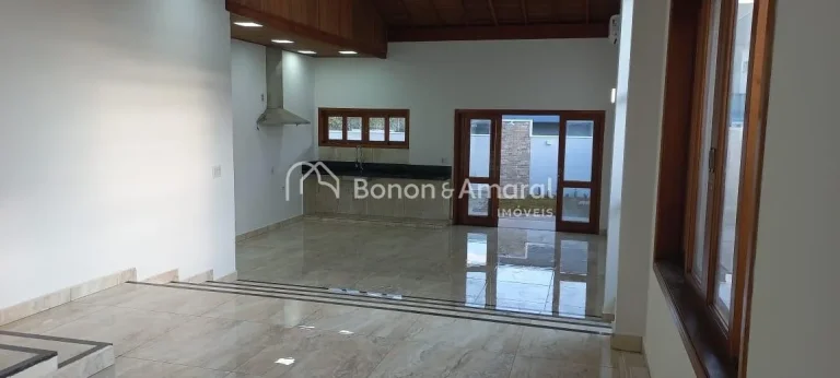 Imagem Casa assobradada à venda com 04 quartos no Condomínio Villa Franca no bairro Betel em Paulínia SP...