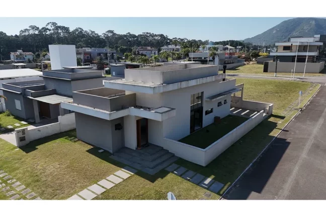 Imagem RVRP 980 Casa 590441066-43 - Casa à venda no bairro São João do Rio Vermelho - Florianópolis/SC