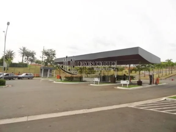 Imagem "Pronto para Morar" Linda casa no Alphaville Piracicaba, do arquiteto Aquiles Nicolas Kilaris com 3 Suítes