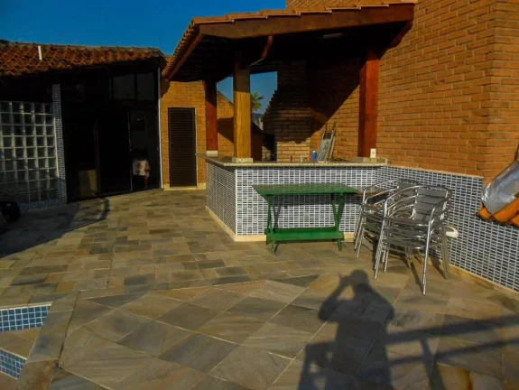 Imagem Enseada - OPORTUNIDADE - Cobertura duplex - 170 m² - 01 vaga de garagem.