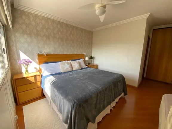Imagem Apartamento 222 M², 1 por andar, 4Q, 4 Suítes, 6 Banheiros, 3 Vagas, Varanda, Lavabo, Piscina, Salão de Festas, Vista 360º protegida.