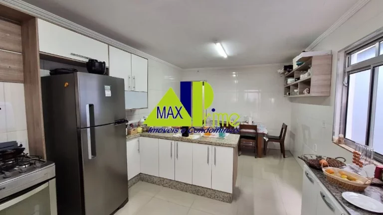 Imagem Imóvel de Luxo no Jardim Ponte Rasa: Casa com 4 Quartos, 1 Suíte, 175m², Venda ou Locação em SP