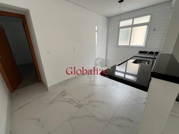 Imagem Casa Sobreposta Alta em Santos no bairro do Embaré próximo a Aparecida com piscina por R$ 1.450.000,00.