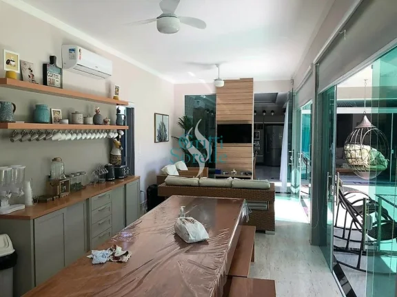 Imagem Casa à Venda em condomínio Fechado, Mobiliada, em Horto Florestal - Ubatuba/SP..