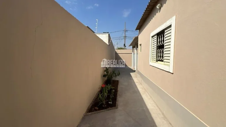 Imagem Casa à venda no Jardim Elza Amuí II, Uberaba - Oportunidade única!