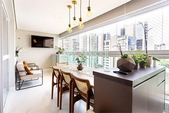 Imagem Excelente apartamento à venda no Brooklin, totalmente reformado, pronto para morar! - Área: 124,00...