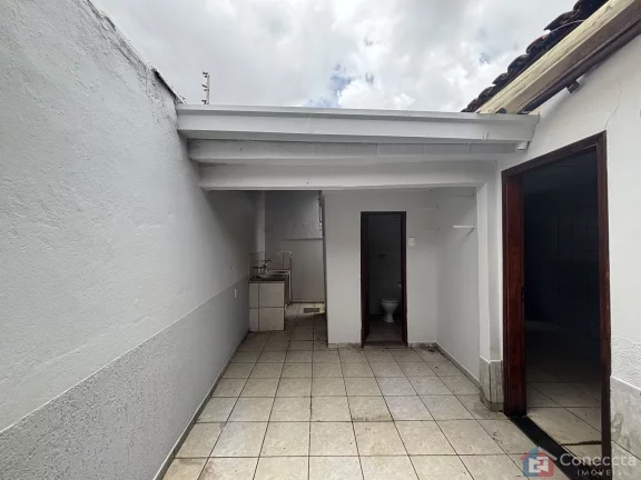 Imagem Casa para Locação no Santa Terezinha em Patos de Minas – 3 Quartos, Suíte e Garagem