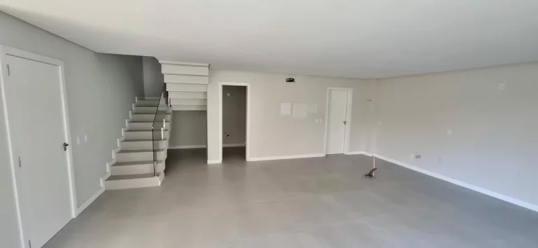 Imagem Casa à Venda, 250m2, 3 Suítes, Florianópolis/SC