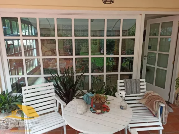 Imagem Vendo casa de alto padrão no Cônego, com 6 quartos