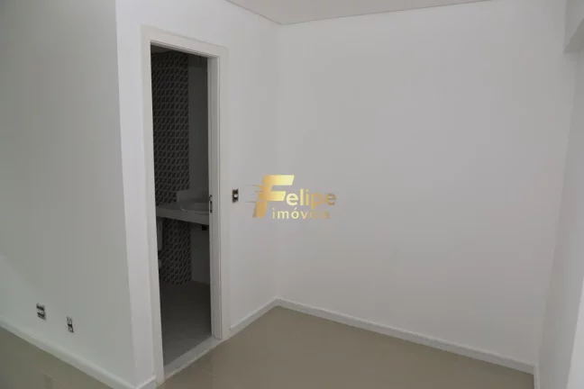 Imagem COBERTURA DUPLEX A UMA QUADRA DA PRAIA, SIMPLESMENTE INCRÍVEL!!