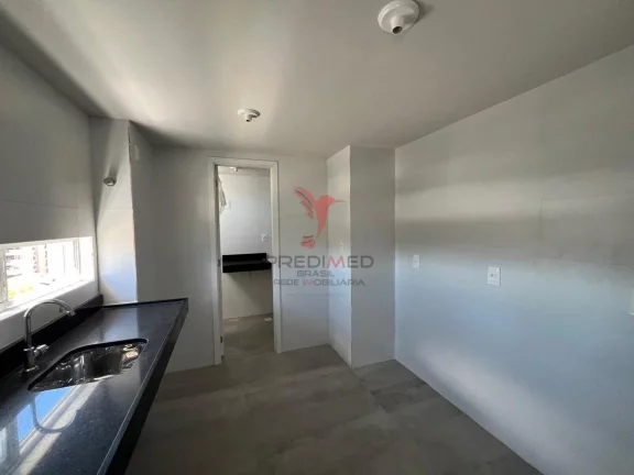 Imagem Excelente apartamento no Bessa oportunidade ( prédio novo). 2 Vagas de Garagem. Varanda