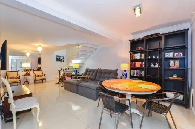 Imagem Casa Sobrado Brooklin Paulista - 270M², 4 Dorms, 4 Suítes, Sala 4 Ambientes, Lavanderia, 3 Vagas, Churrasqueira, Piscina, Hidro, Varanda, Terraço.