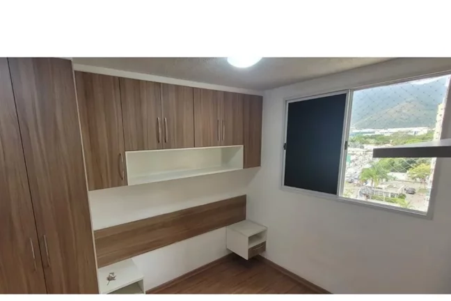 Imagem Apartamento Completo no Anil, RJ: Conforto e Praticidade