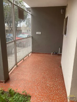 Imagem Sobrado à venda com 2 quartos no Bairro Anhangabaú em Jundiaí - SP