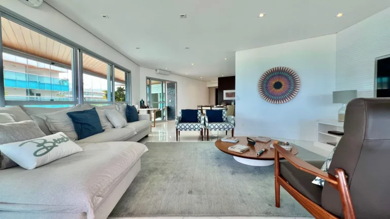 Imagem Apartamento à venda em Riviera de São Lourenço Módulo 02: 4 quartos, 4 suítes, 2 salas, 3 vagas, 252,10 m²
