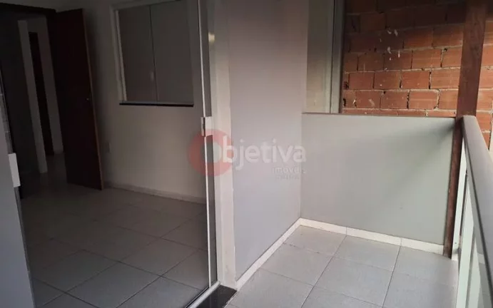 Imagem Excelente casa duplex de 2 quartos no Jardim Olinda em Cabo Frio.