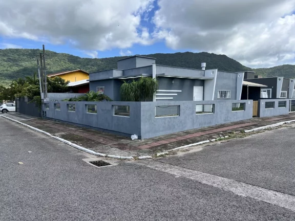 Imagem Casa para Venda em Florianópolis / SC no bairro São João do Rio Vermelho