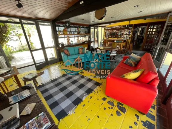 Imagem Linda Casa ampla próximo ao Centro de Ubatuba SP