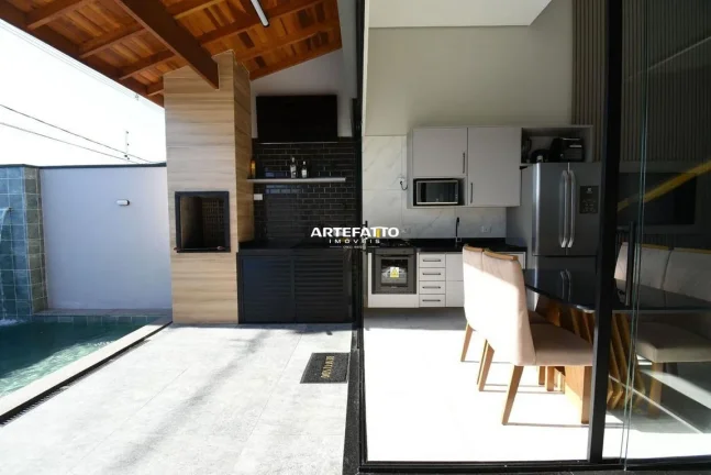 Imagem Oportunidade em Peruíbe – Casa com suíte e 3 vagas!
