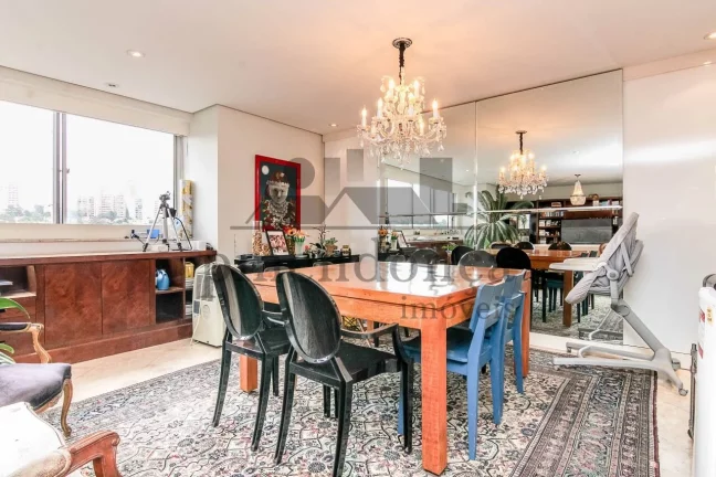 Imagem Apartamento Amplo com 3 Dormitórios e Vista privilegiada para o Pacaembu!