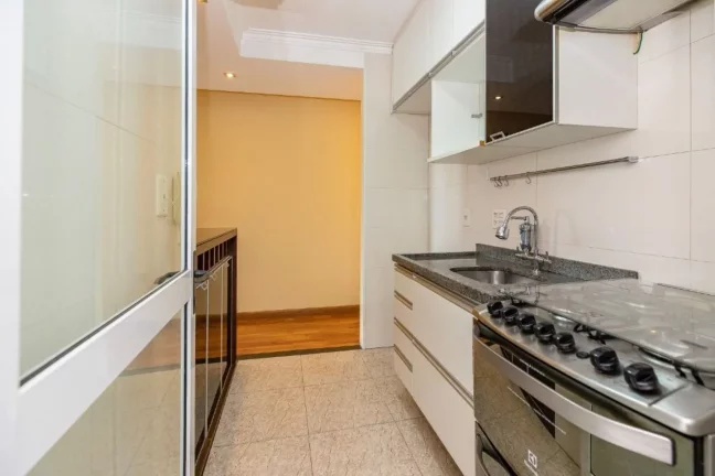 Imagem Vende apartamento de 62m² com 3 dormitórios e uma vaga no Jardim Aeroporto