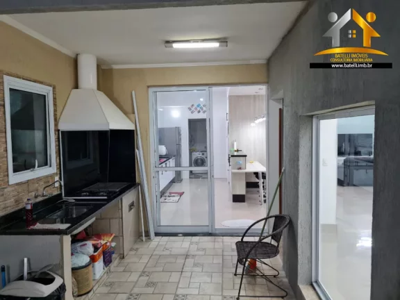 Imagem Casa térrea no condomínio Vintage na Granja Viana - Batelli Imóveis
