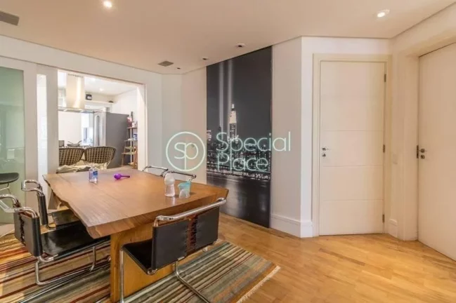 Imagem 121 metros 2 dormitórios 2 suítes 4 banheiros 2 vagas Ótimo apartamento em Moema Pássaros, próx...