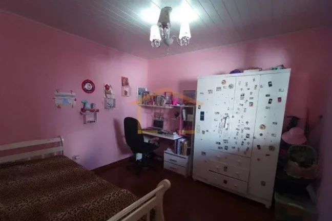 Imagem Casa térrea, 2 dormitórios, sala, cozinha, banheiro, 1 vaga de garagem. 90m².

Localizado a 800 m...