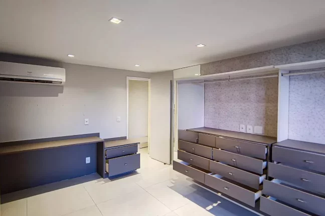 Imagem Apartamento para Venda em Rio de Janeiro, Taquara, 4 dormitórios, 3 suítes, 4 banheiros, 2 vagas
