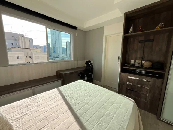 Imagem Apartamento duplex finamente mobiliado 3 suítes e 2 vagas no Centro de Balneário Camboriú/SC