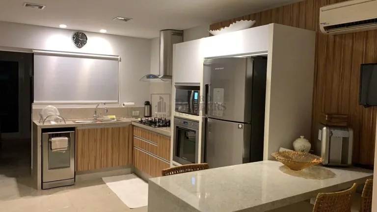 Imagem Apartamento FRENTE MAR com 5 suítes à venda em Balneário Camboriú/SC