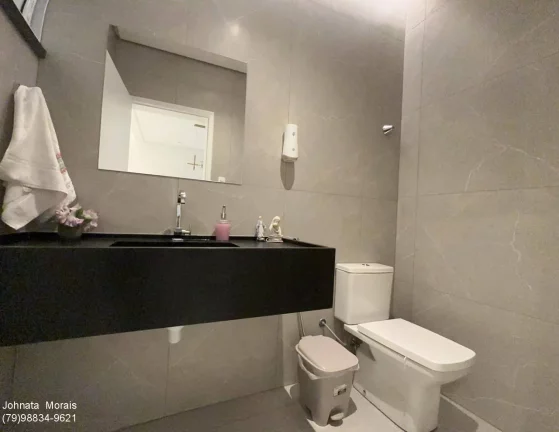 Imagem Casa Moderna à Venda no Bairro Aruana - Confira os Detalhes!