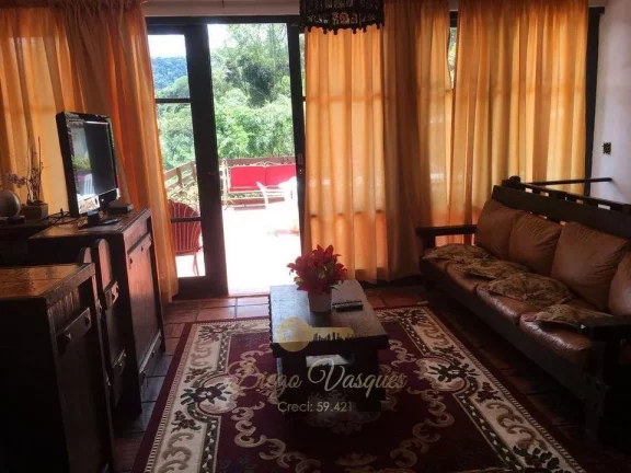 Imagem Casa para Venda em Teresópolis / RJ no bairro Albuquerque