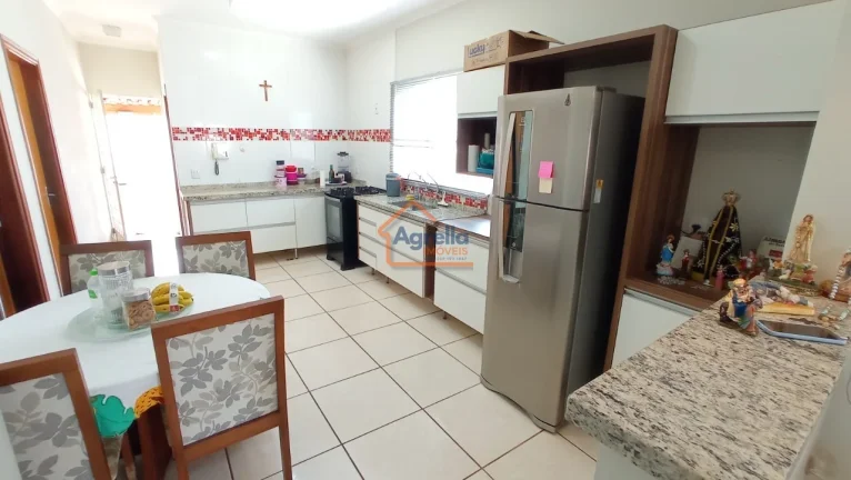 Imagem Casa à venda no bairro Jardim Itacolomi - Mogi Guaçu/SP