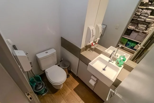 Imagem Sala Comercial para Venda em Rio de Janeiro, Barra Olímpica, 1 banheiro, 1 vaga