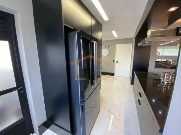 Imagem Apartamento com 120 m², possui 3 dormitórios, sendo 3 suítes, total de 4 banheiros com o lavabo, ...