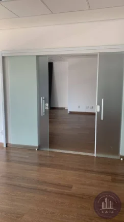Imagem Sala com 112 m² para aluguel por R$ 6.600,00 - Alphaville/SP