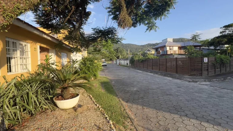 Imagem Casa para Venda em Florianópolis / SC no bairro Barra da Lagoa